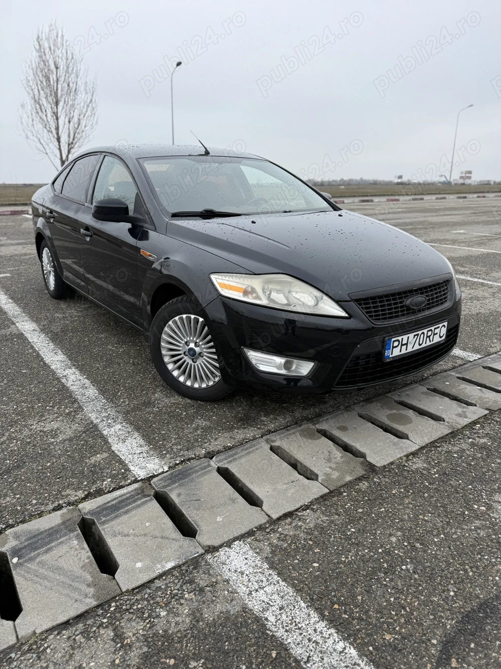 Vând Ford Mondeo 2500  Negociabil!