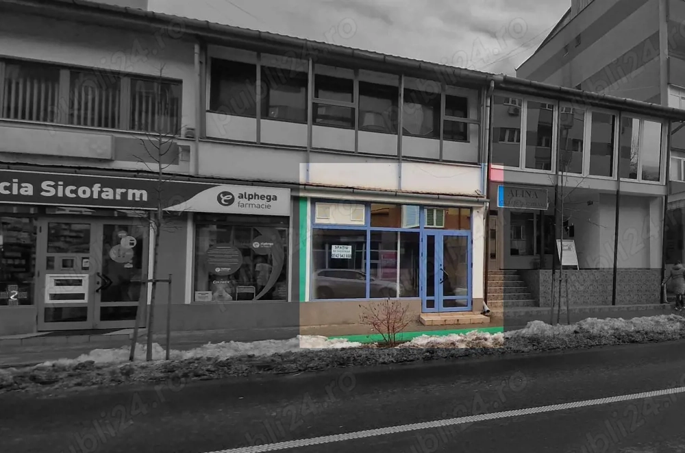 Spațiu comercial de închiriat  60 mp, Alba Iulia, Bd. Revoluției 1989, trafic pietonal intens