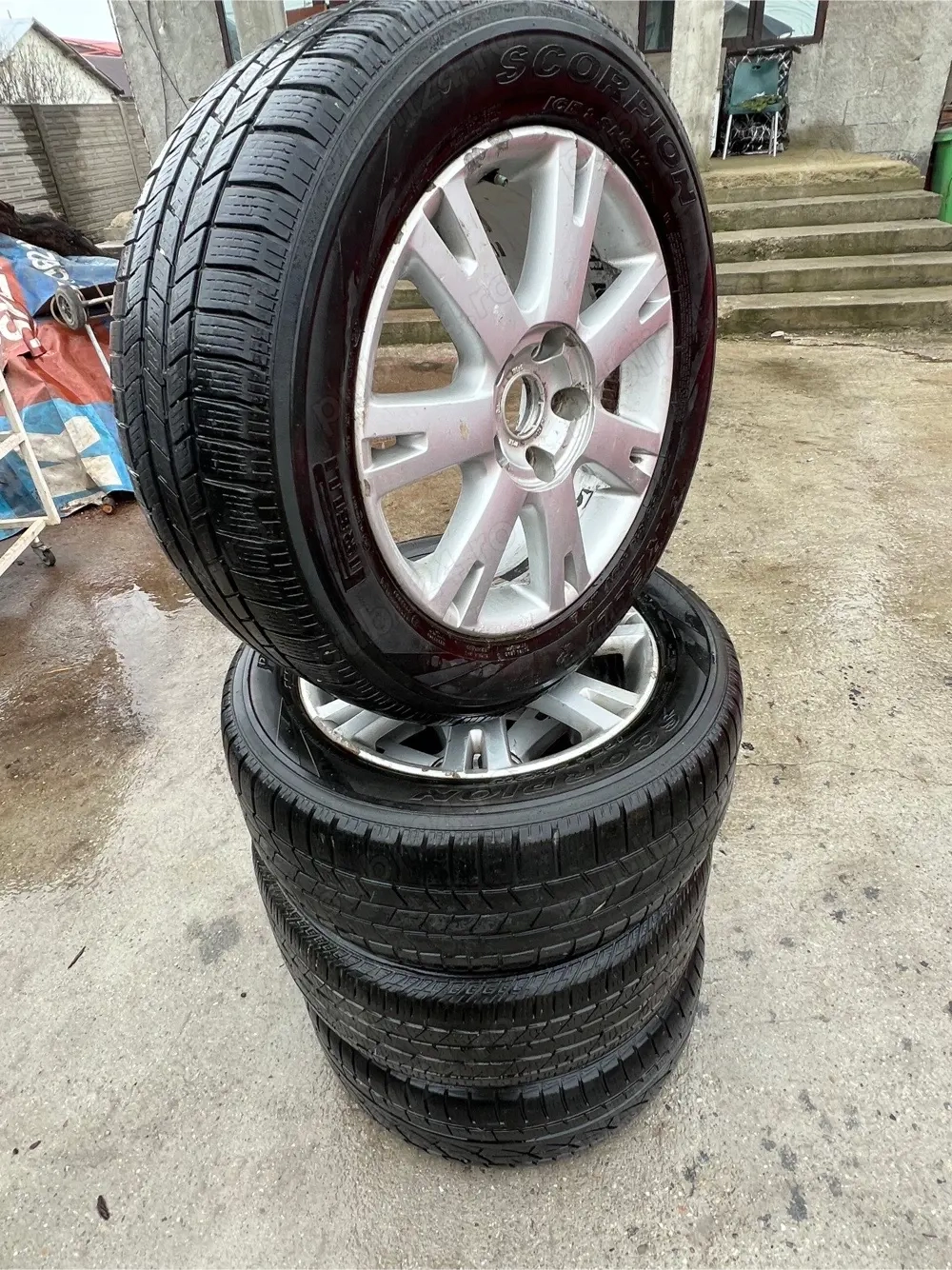 Vând set jante VW Touareg 7L R18