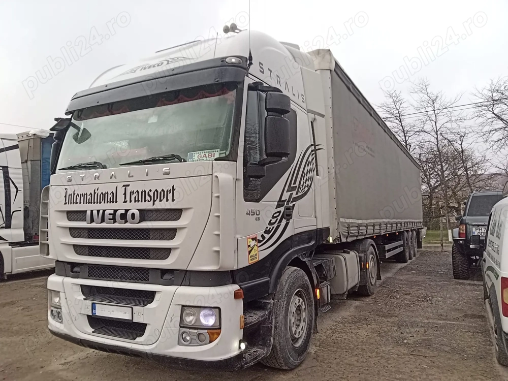 Ansamblu Iveco Stralis + Semiremorca