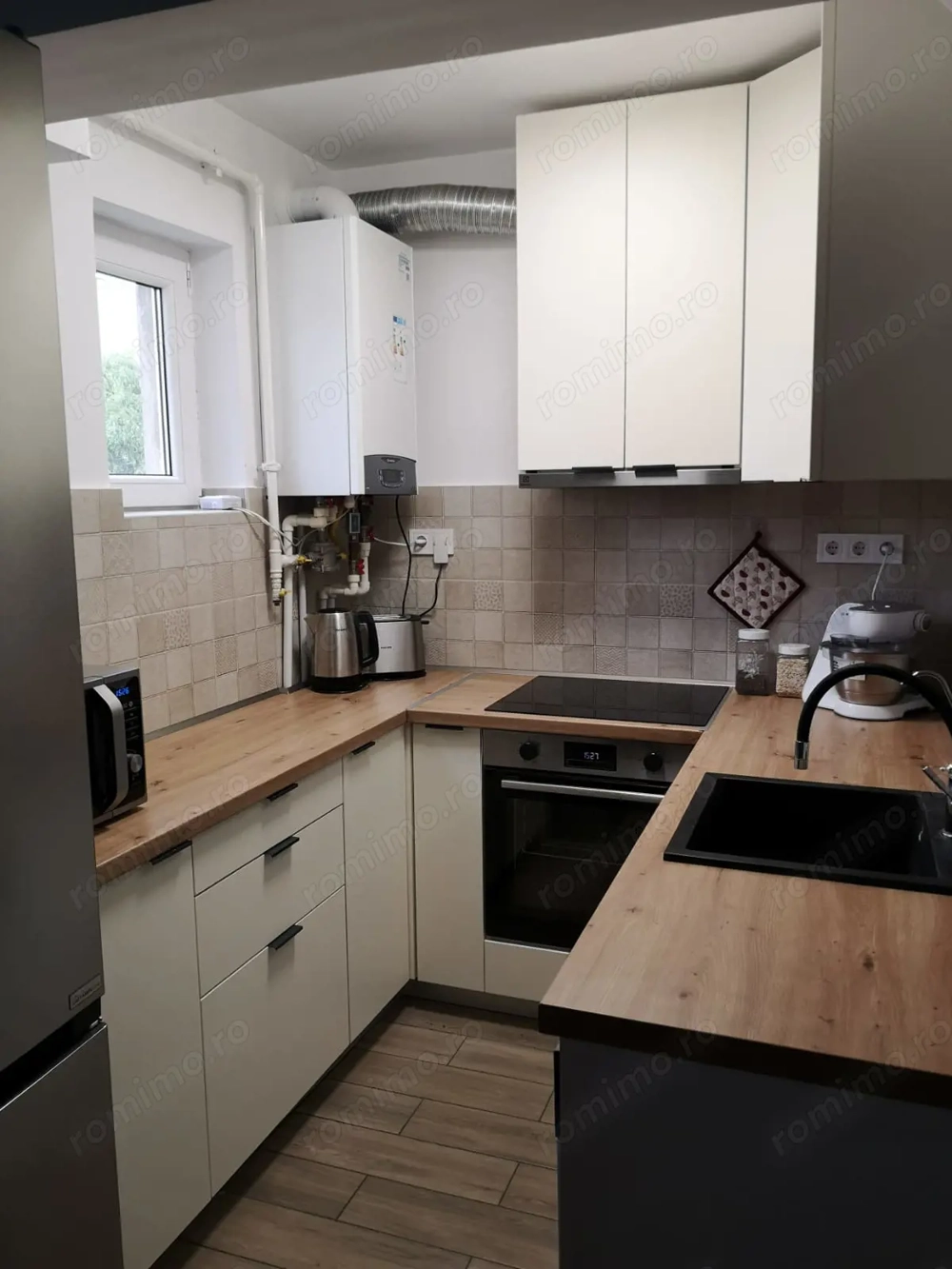 Apartament de 3 camere 