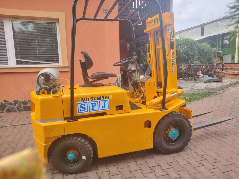 Vând stivuitor Mitsubishi FG 25 T