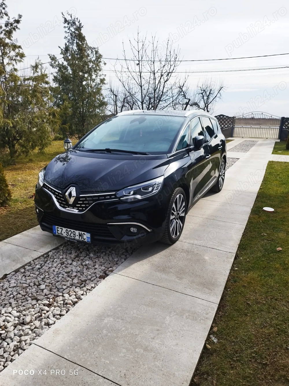 Renault Grand Scenic 2018  Inițiale Paris 160 cp 1.6