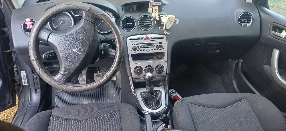 vand Peugeot 308 si Opel insignia 