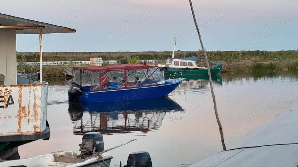 Barca  motor de vanzare 