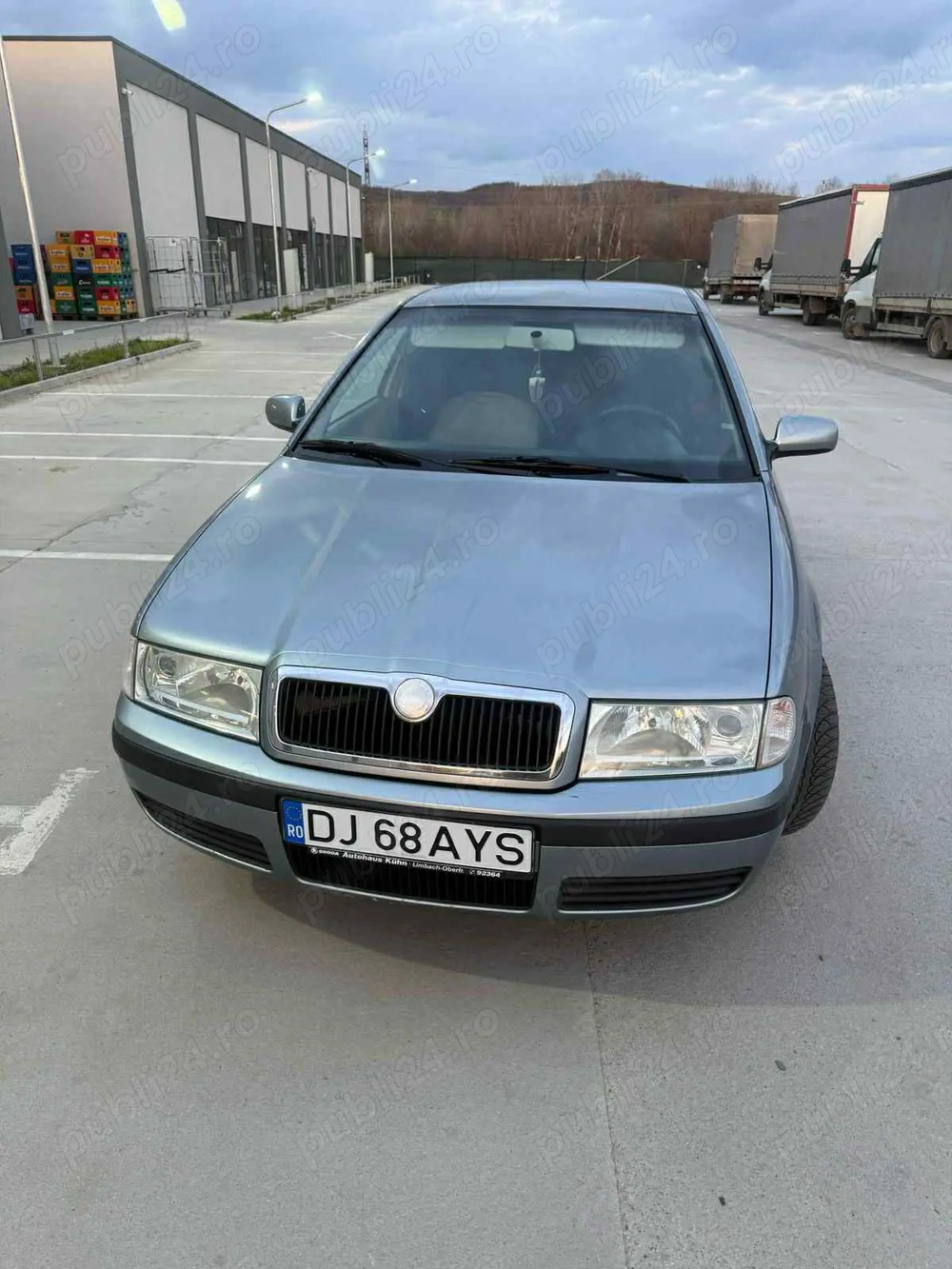 Vând skoda 1 cu GPL în perfectă stare de funcționare.