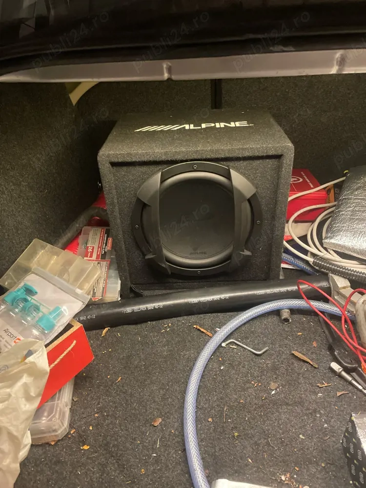 subwoofer auto Alpine 