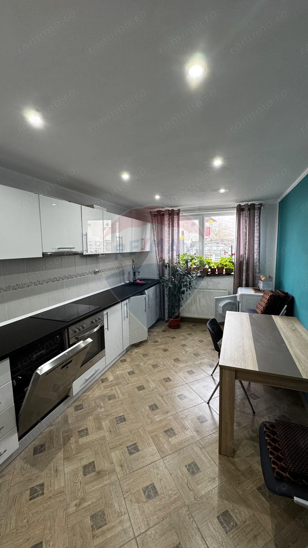 Casă în Darlos, teren 730 mp