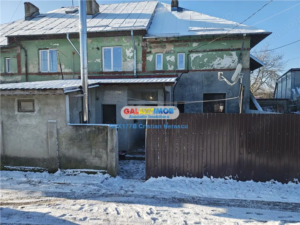 Chitila Triaj Apartament 3 camere 2 bai curte proprie