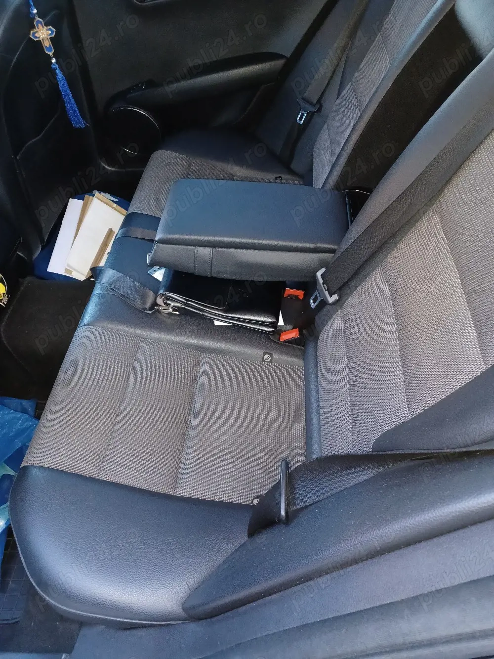 vind mercedes c class