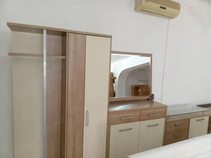 Garderoba modernă completă de vânzare 