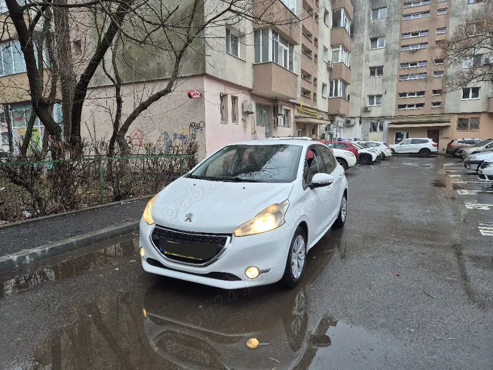 Peugeot 208, 1.4 HDi, 2013