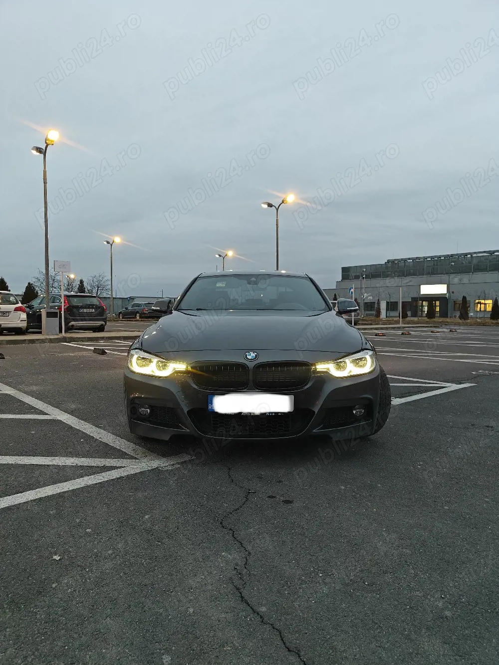 BMW 330e M Shadow Line