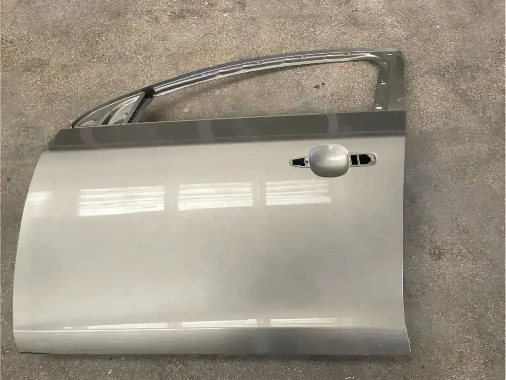 Bara fata, usa stanga Volvo S60