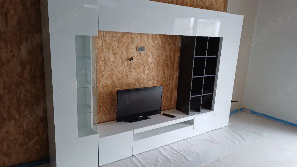Mobila salon alb si gri