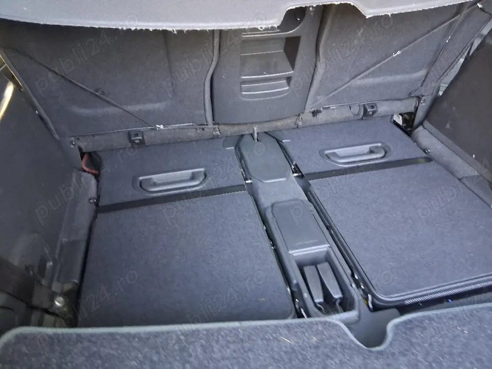 vind opal zafira 7locuri din2010 adusa din italia benzina GPL culoare gri butelia omologate pina2030