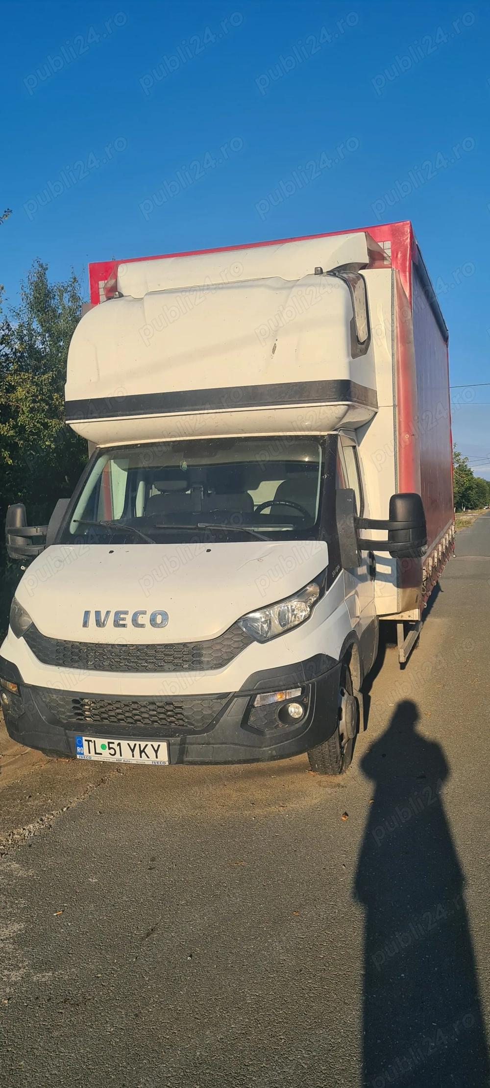 Vand cub cu prelata+lift IVECO DAILY