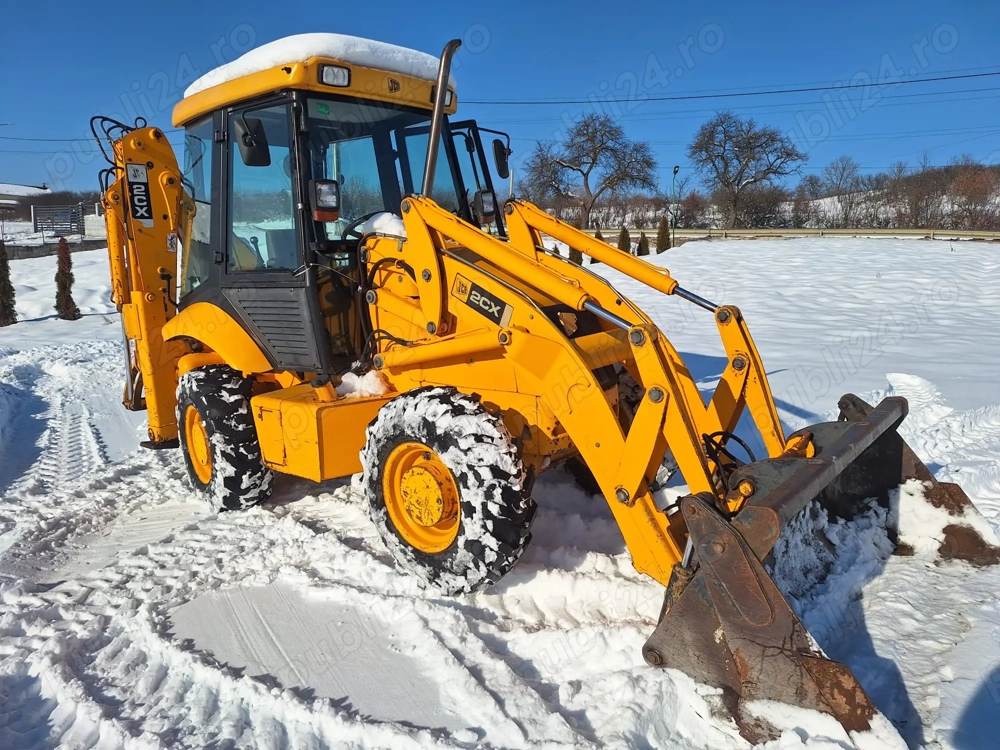 Buldoexcavator JCB 2CX