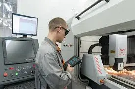 Caut loc de muncă ca Operator CNC. Sunt calificat, dar fără experiență