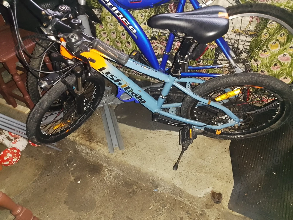 Vând sau schimb bicicleta 7... 10 ani cu ceva mai mare. 