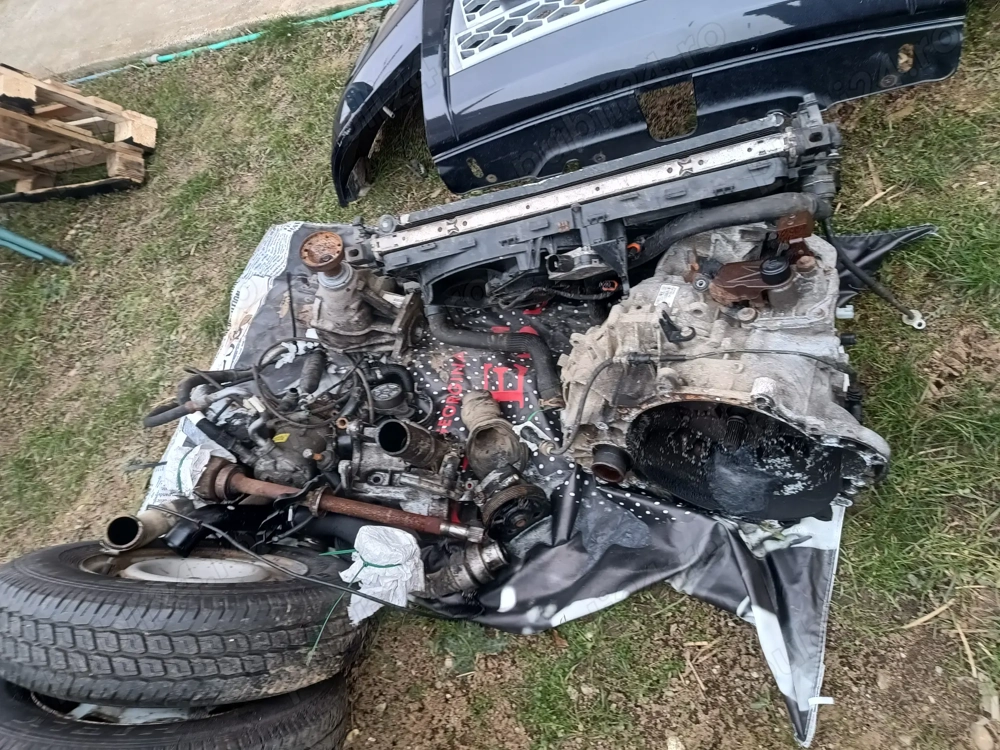 Dezmembrez Land Rover Freelander 2 