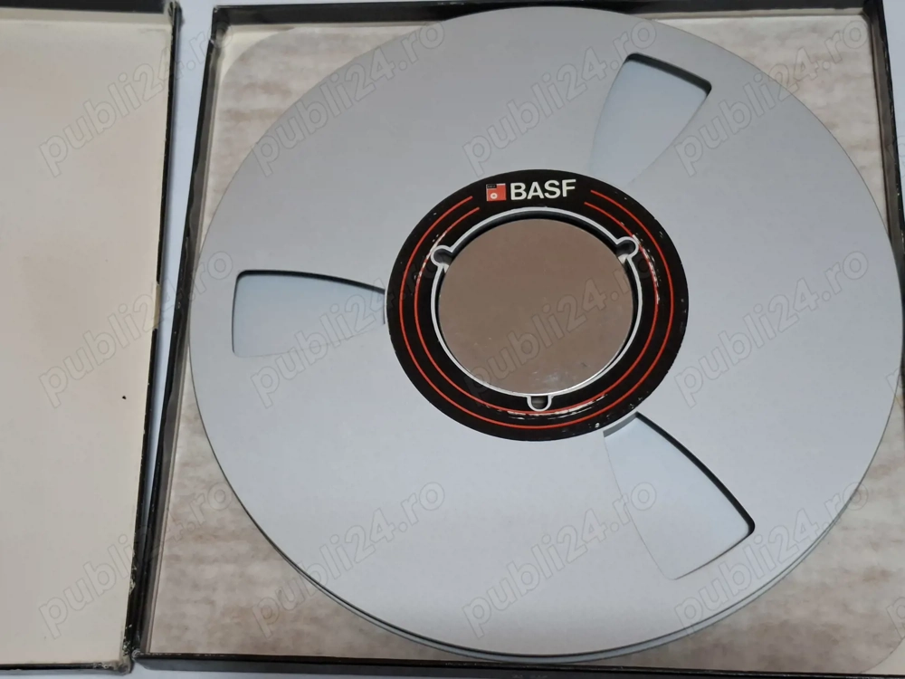 Role goale, magnetofon, de 26,5 cm metal  ,13,10 ,7,cm,plastic,cutii role carton