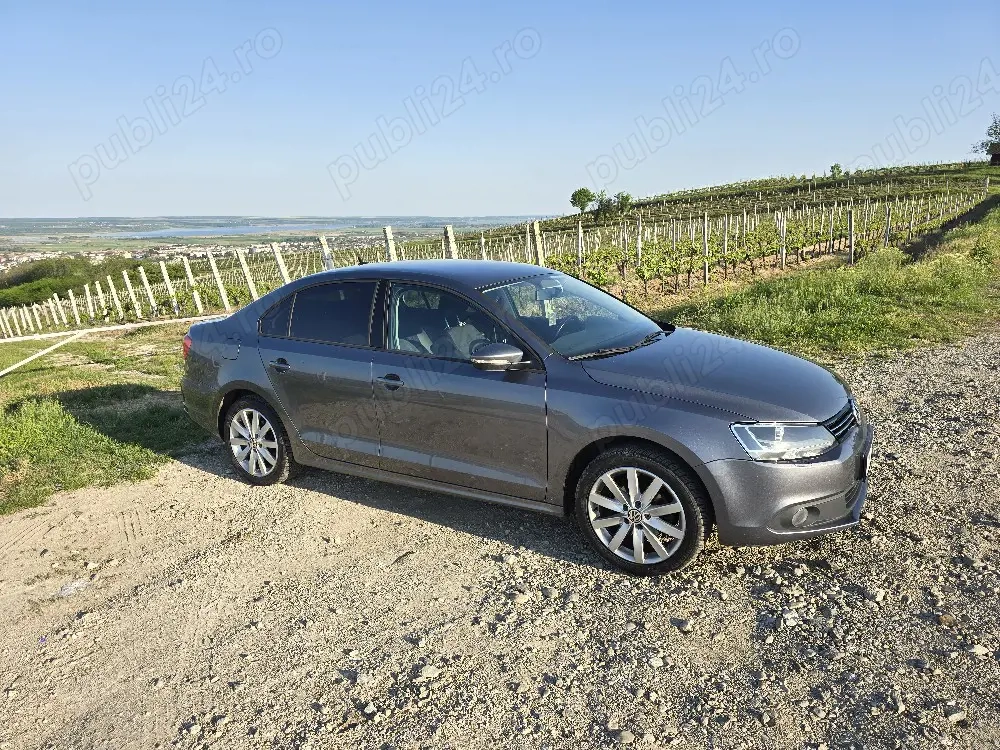 Volkswagen Jetta 1.6 tdi DSG