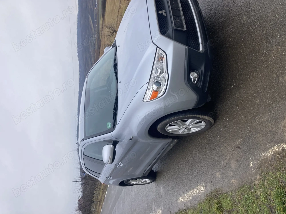 Mitsubishi Asx 2WD nu 4x4,duster,qasqai,renault