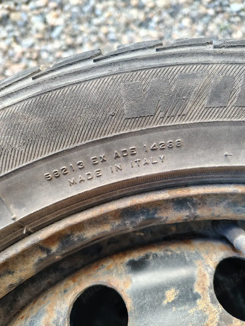 Vand 4 roți iarnă cu cauciucuri Italia