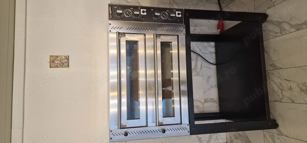 Cuptor electric pizza