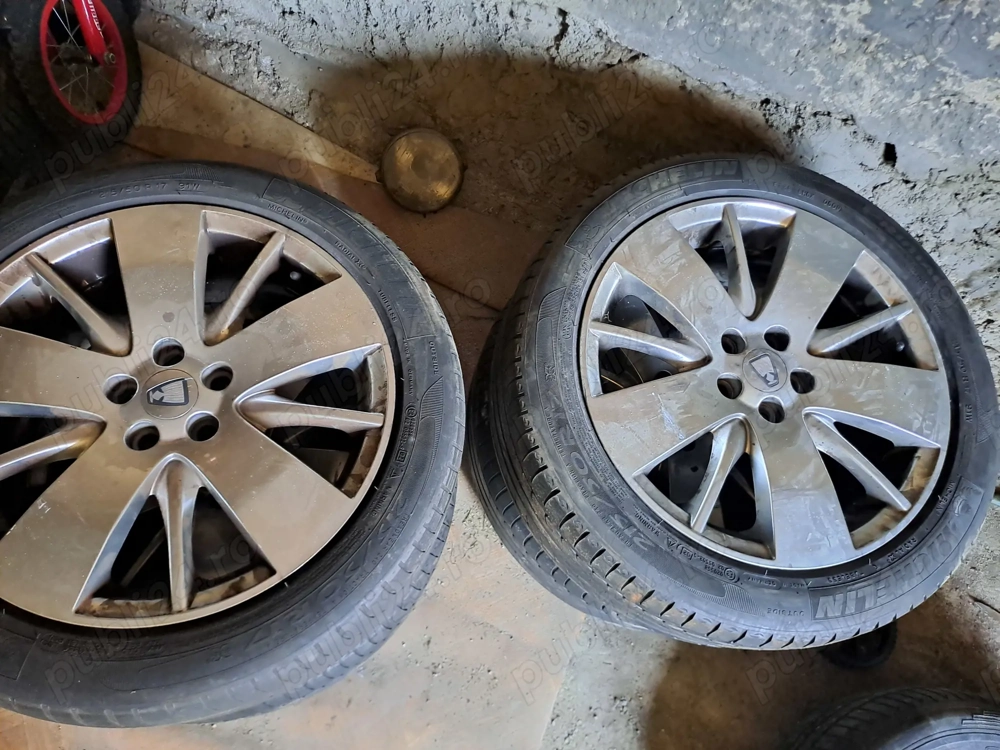 Vând jante rover 17 215/50/17