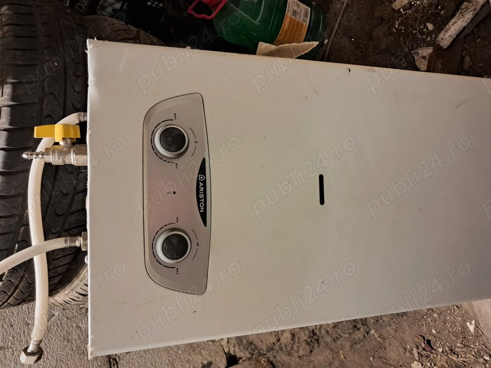 Instant pe gaz ariston 
