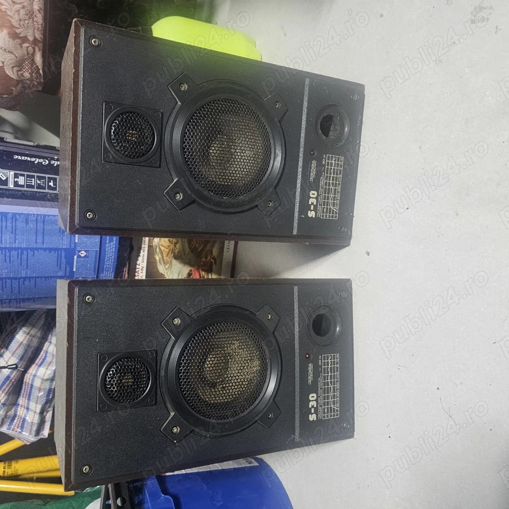 Set 2 boxe 30 W fiecare