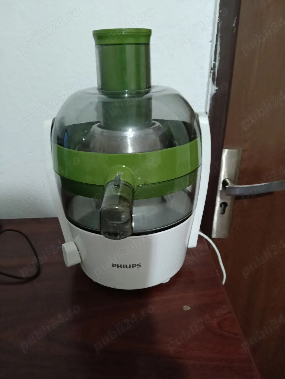 vind storcator fructe