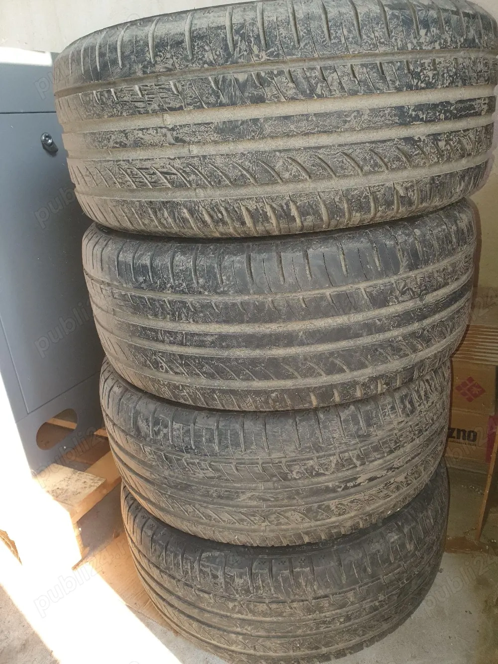 Vand 4 anvelope vara 225 50 17 