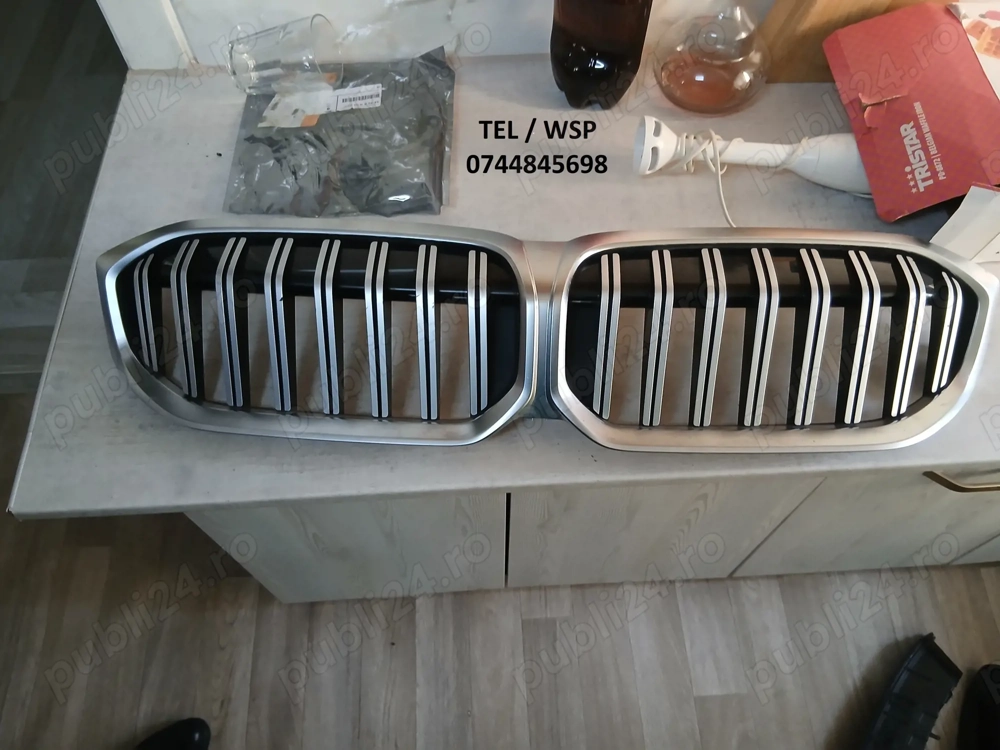 Grila bara fata Bmw G20 LCi 5113192976 cu mic defect