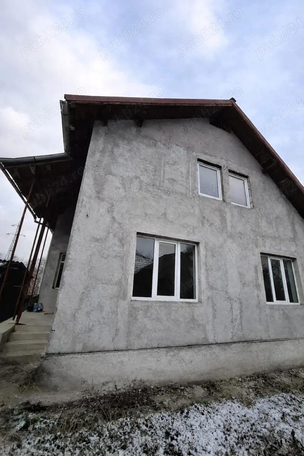 Repozitionare pret -Casă P+M nefinisată   Goranu,Calea Bucuresti 127 A Râmnicu-Vâlcea , acces rapid