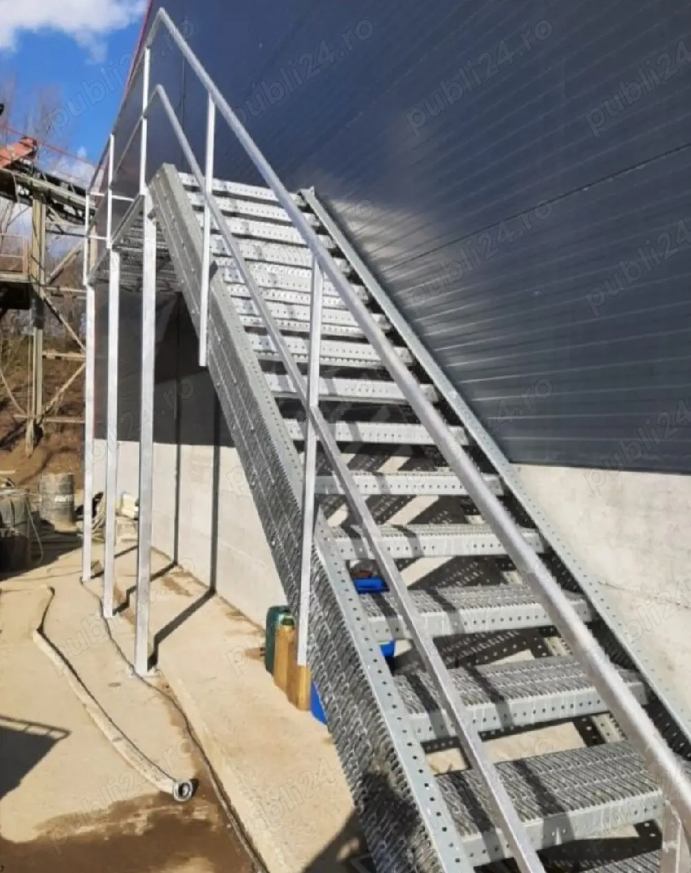 Scări Metalice Zincate   Super Rezistente!