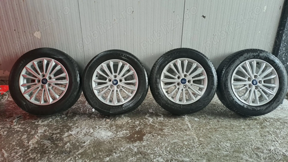 Jante aliaj Ford cu anvelope vara