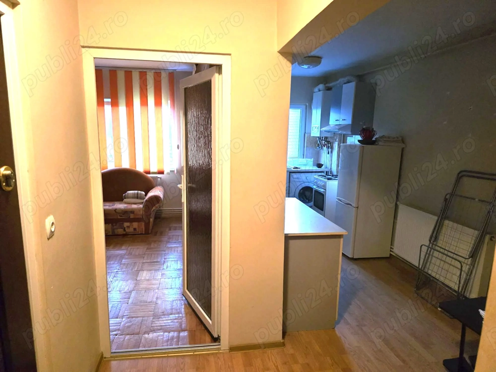 Vând apartament cu 1 camera în Hunedoara, zona OT,  etaj 3, bloc de caramida. Preț 34.900 EUR neg 
