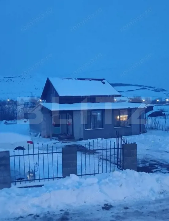 Casa de vanzare in Caianu Vama 120 mp P+M  160000 EURO