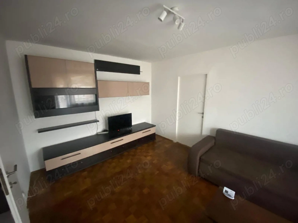 Inchiriez apartament cu 2 camere lingă Facultate 