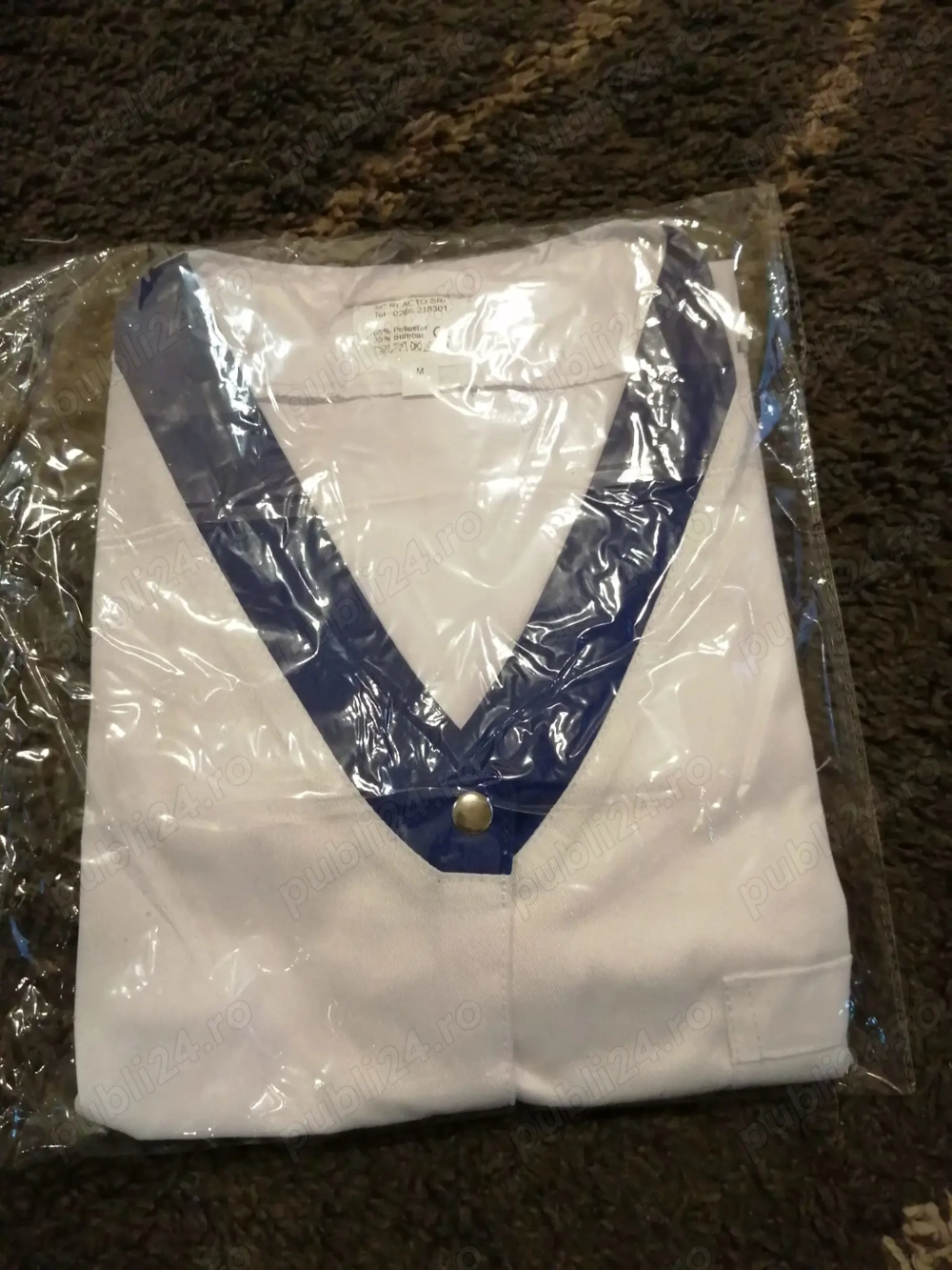 Vand halate albe cu maneca scurta