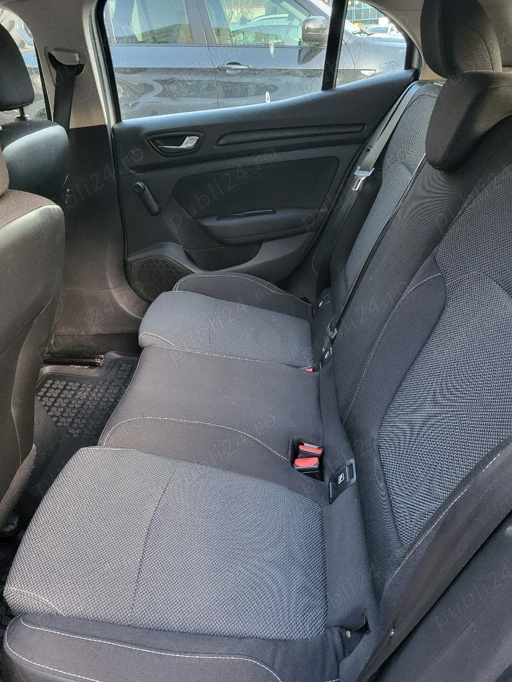 Renault Megan IV hatchback cu GPL 