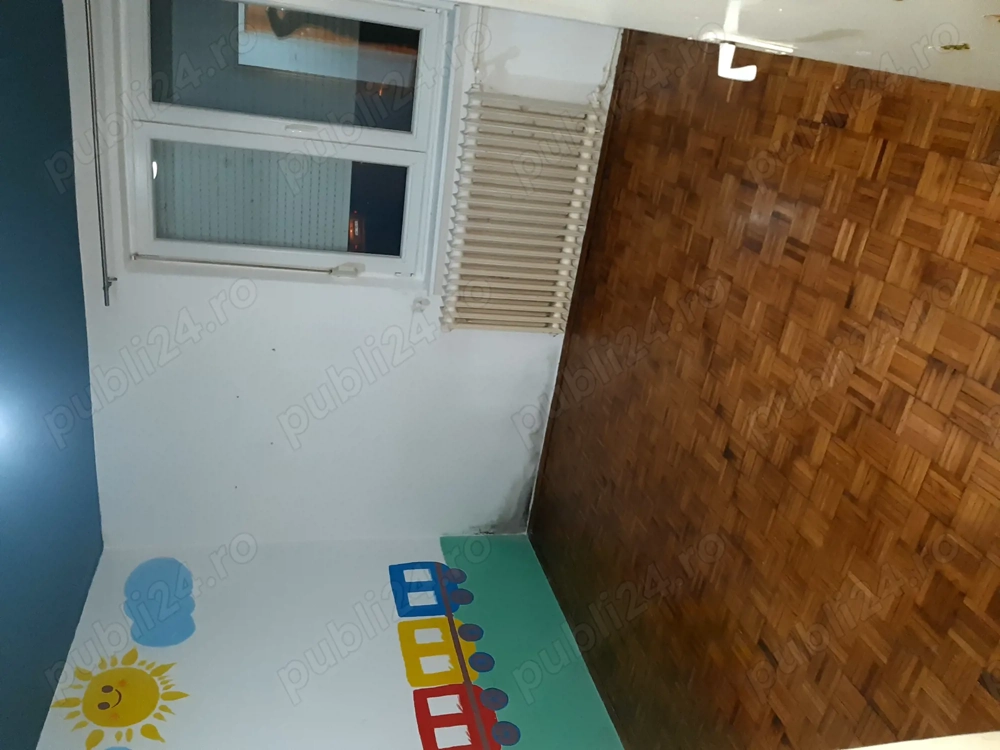 Vând apartament 2 camere Aleea Rogerius Oradea, bl E