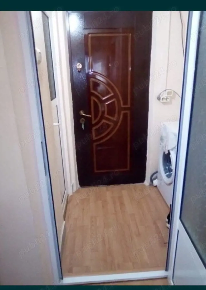 Garsoniera de vânzare  Oltenița 