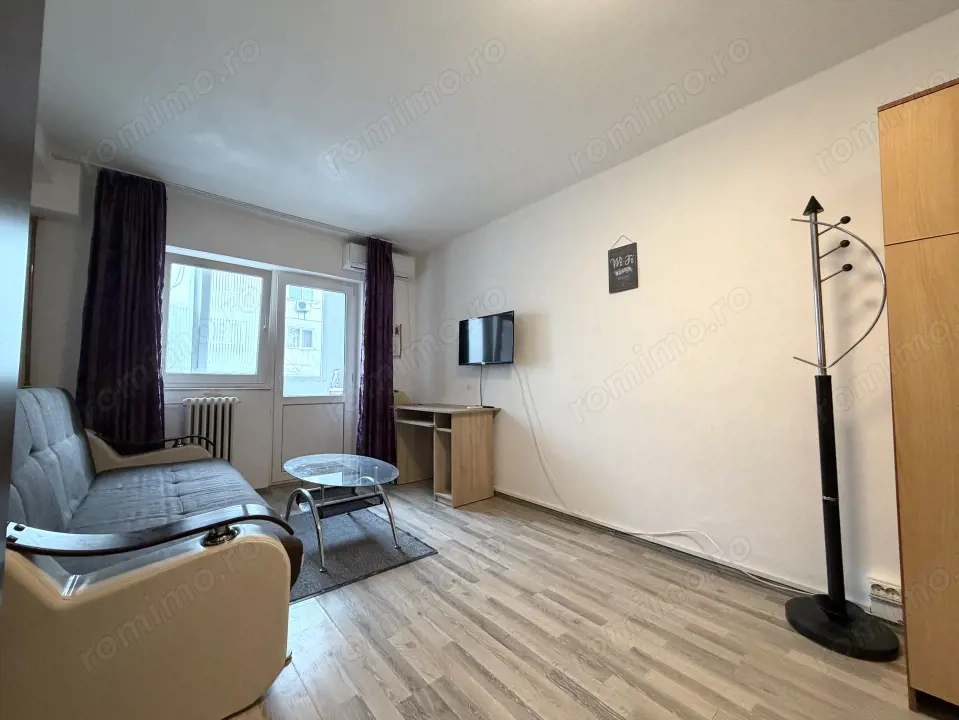 Garsonieră 21mp, etaj 1, renovata complet,balcon cu bucătărie-Buziasului