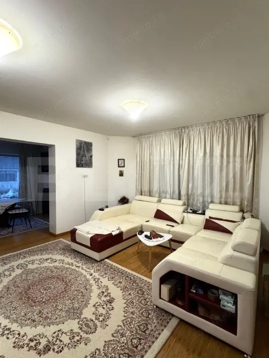 Casa Individuala, 270 mp, lux, Tractorul 