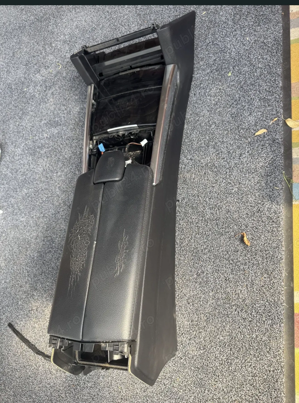 Cal, cotiera si scumiera W212