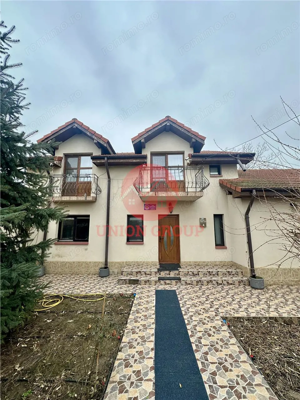 Casa Spatioasa cu Teren de 1000 mp | Poiana